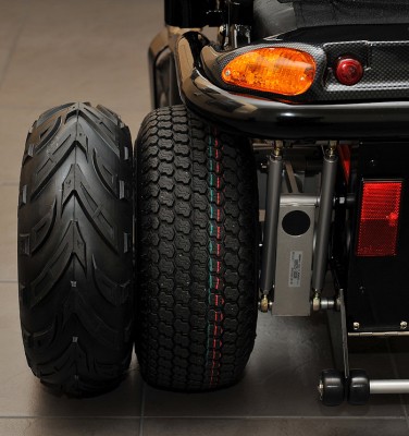 compare-tyres-off-road-powerchair-700.jpg