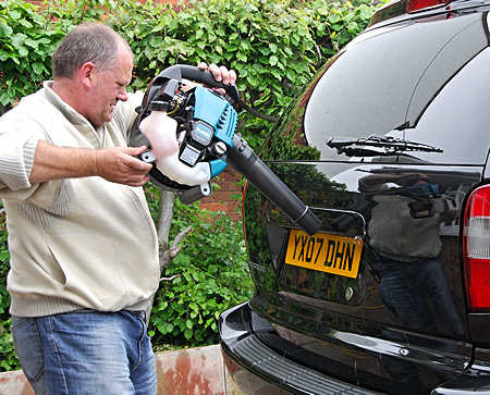 Dry car with Leaf Blower