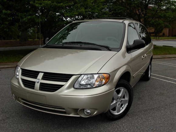 gold chrysler minivan