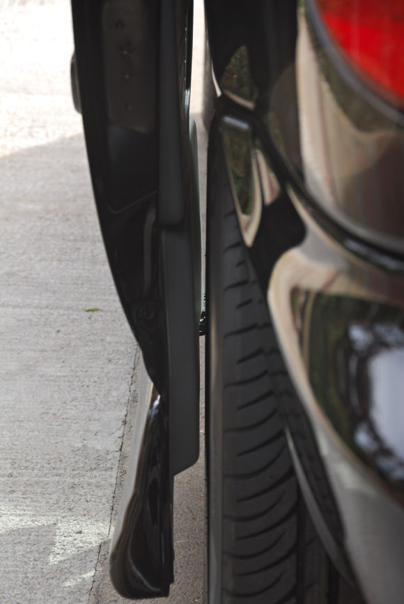 Wide tyre only JUST misses door by 5mm max