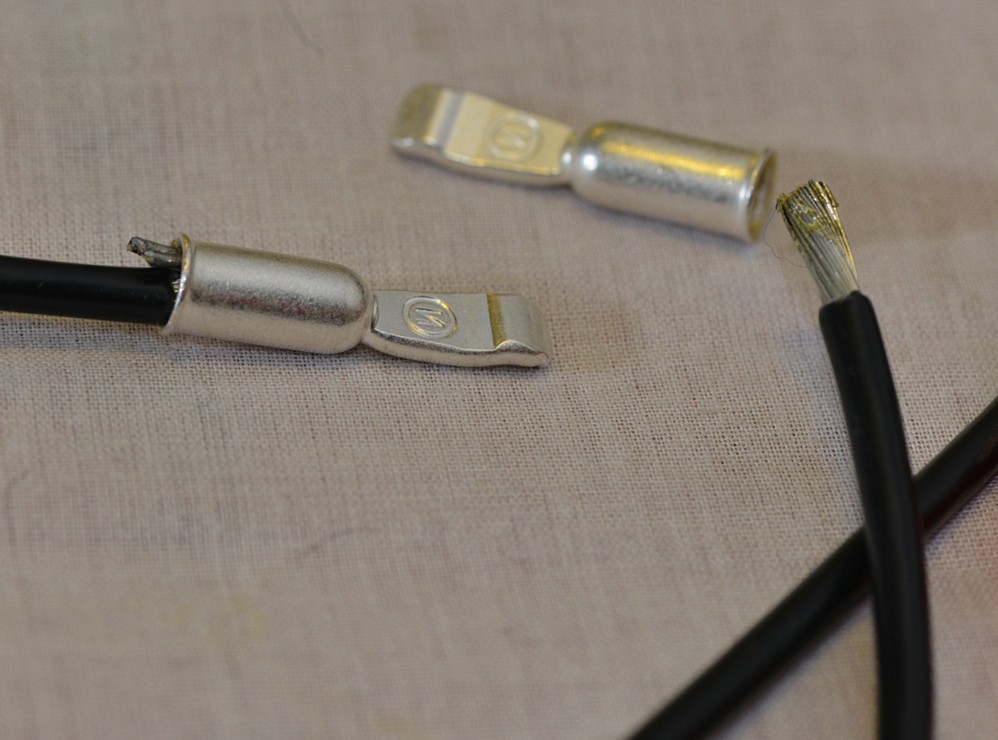 Anderson connectors and cable assembled with flux and solder