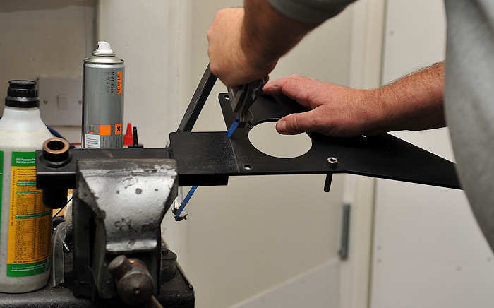 Ctting motor mount off