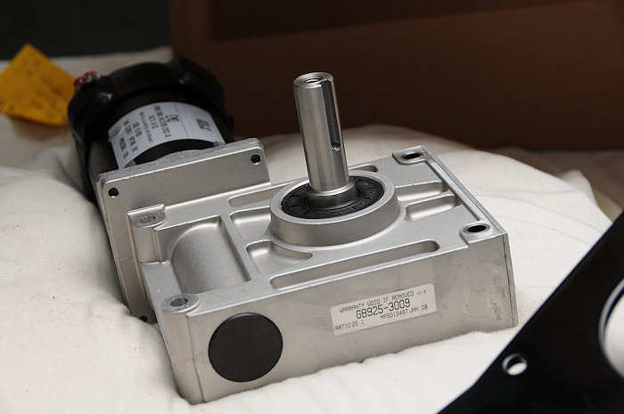 new 4 pole wheelchair motor and gearbox